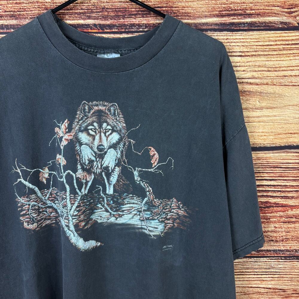 Vintage 1990s Wolf & Nature Faded Short Sleeve T-shirt - Picture 3 of 8